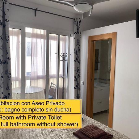 Malaga Centro Habitaciones Privada En Apartamento Compartidos ภายนอก รูปภาพ