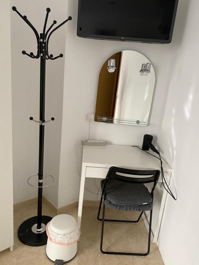 Malaga Centro Habitaciones Privada En Apartamento Compartidos ภายนอก รูปภาพ
