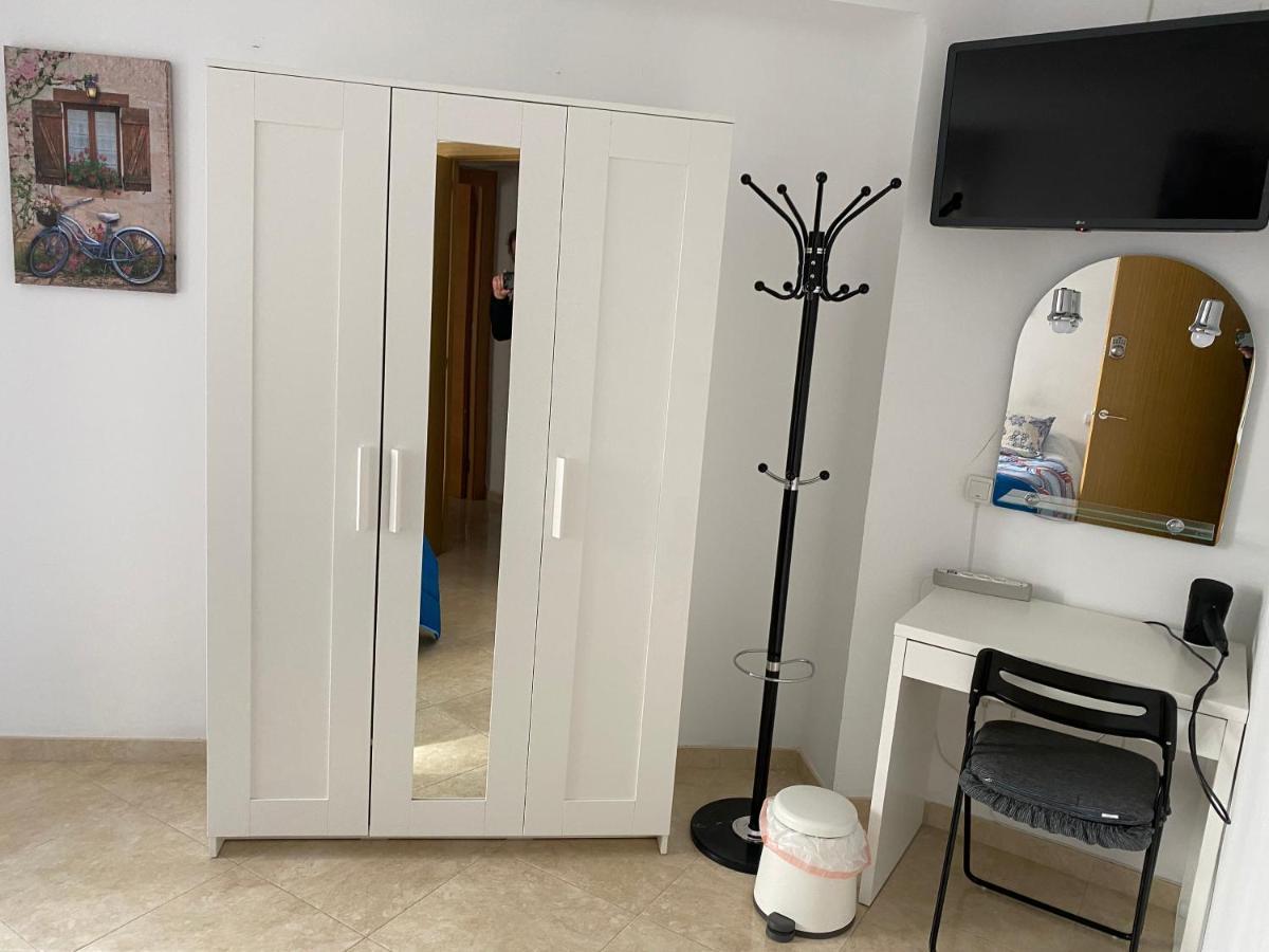 Malaga Centro Habitaciones Privada En Apartamento Compartidos ภายนอก รูปภาพ