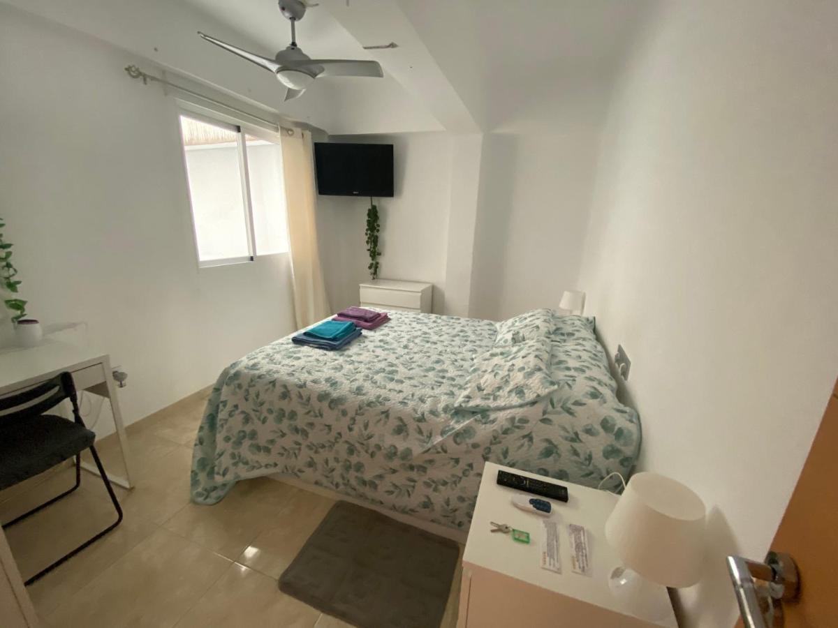 Malaga Centro Habitaciones Privada En Apartamento Compartidos ภายนอก รูปภาพ