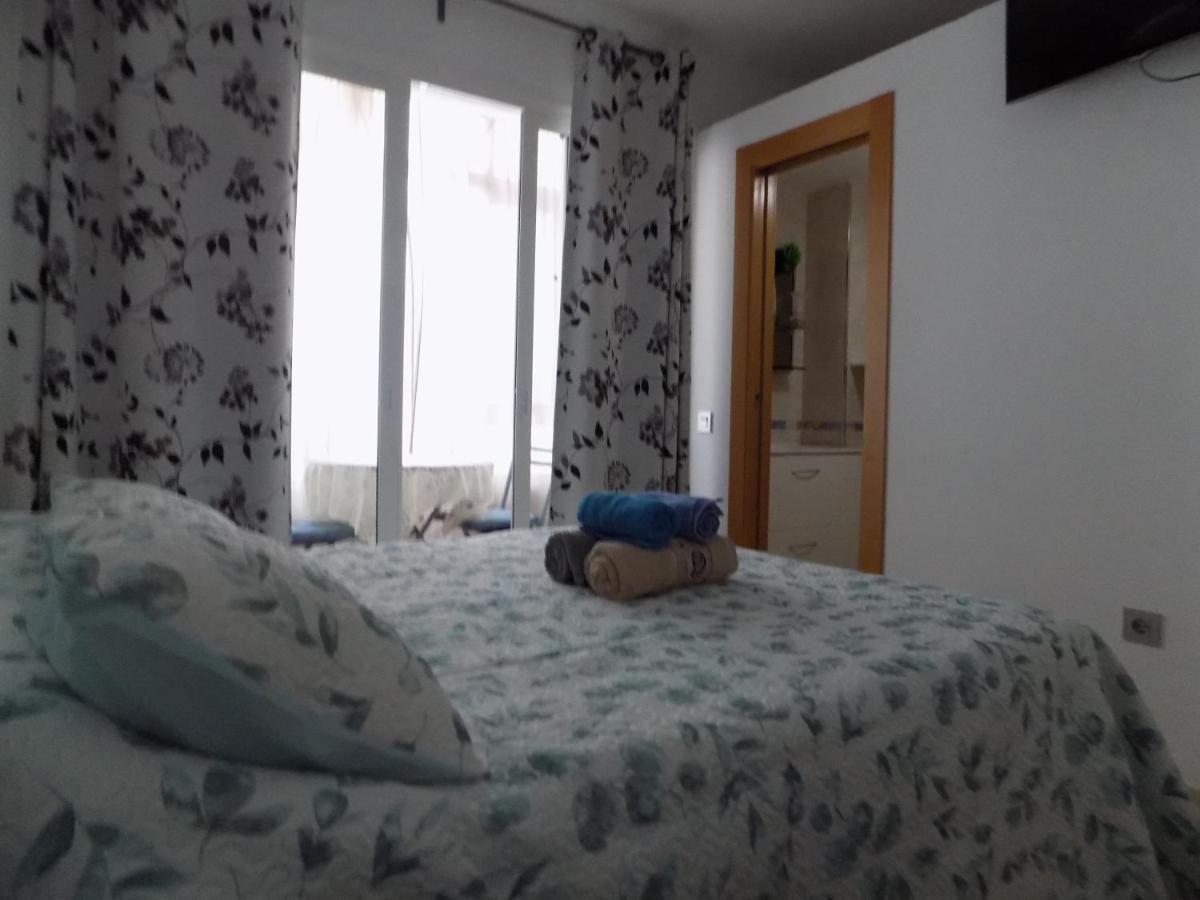 Malaga Centro Habitaciones Privada En Apartamento Compartidos ภายนอก รูปภาพ