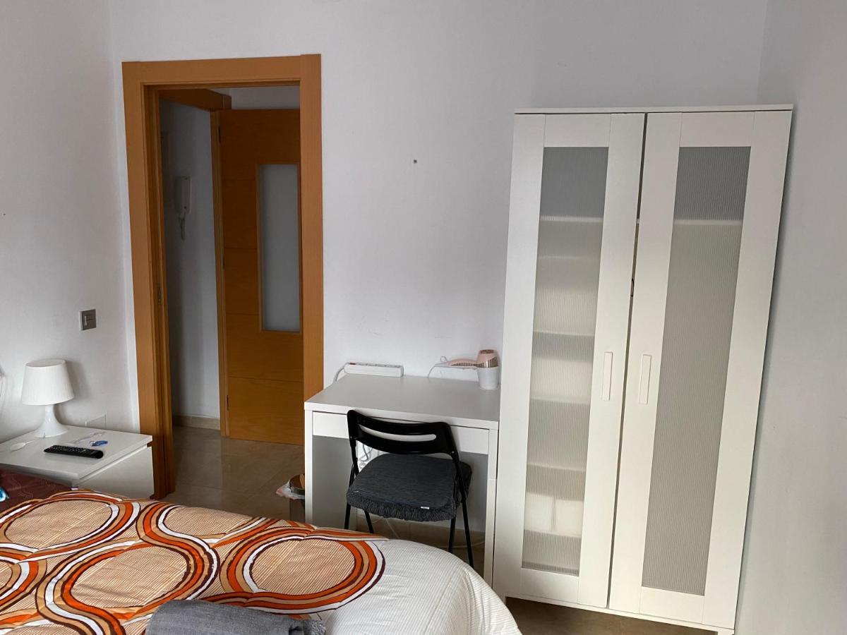 Malaga Centro Habitaciones Privada En Apartamento Compartidos ภายนอก รูปภาพ